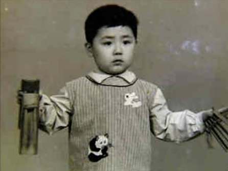 幼时的张子健